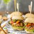 Mini hamburguesa vegetariana con hummus