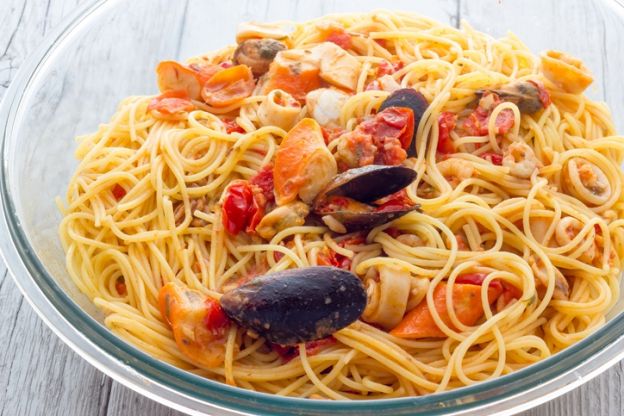 7. ESPAGUETIS A LA MARINERA