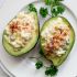 Aguacates rellenos de ensalada