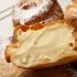 Buñuelos rellenos de crema pastelera