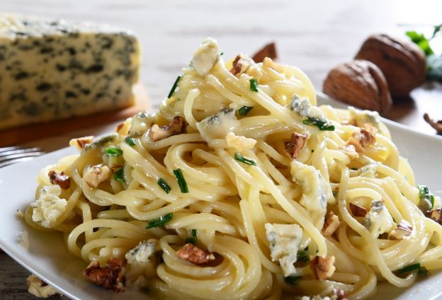 Penne Gorgonzola con peras y nueces