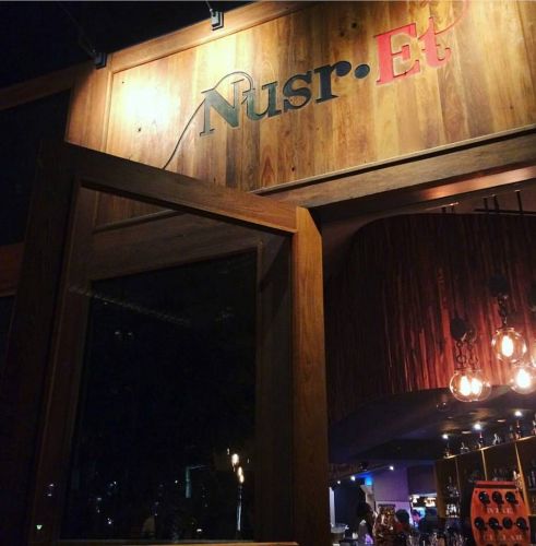 Otro famoso paga la cuenta