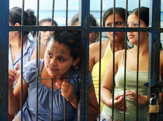 Aborto y derechos de las mujeres en El Salvador