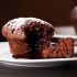 Muffin con salsa de chocolate