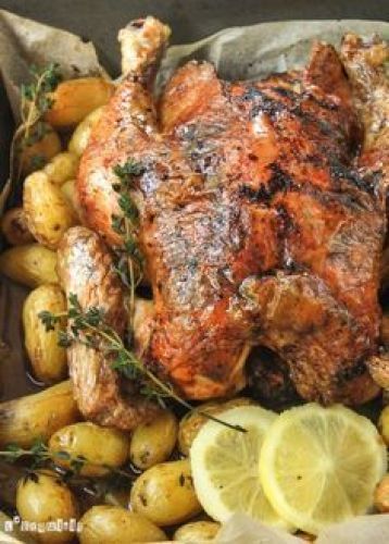 pollo al limón con un toque de tomillo