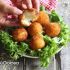 croquetas de arroz y mozzarella