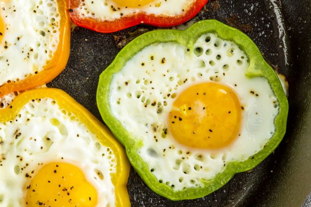 Pimientos asados con huevo