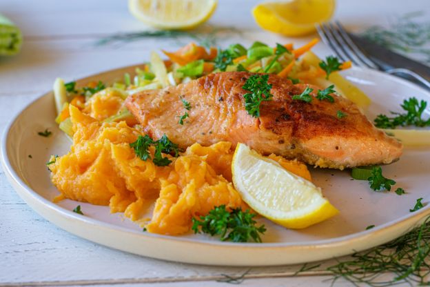 Filete de salmón con puré de batata