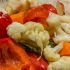 Prepara verduras en escabeche