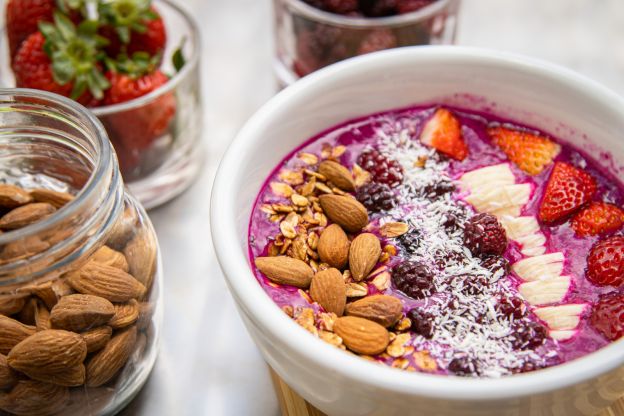 Smoothie Bowl de mora azul