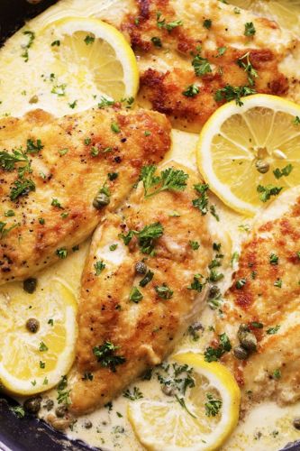 PICCATA CREMOSA DE POLLO CON LIMÓN