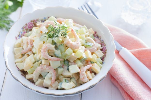 Ensalada de pepino con gambas