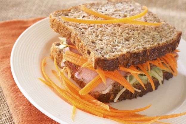 9. Sándwich de carne y zanahorias