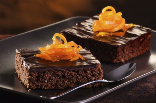 5. Brownie de naranja confitada