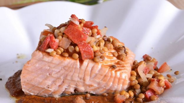 ensalada de lentejas con salmón
