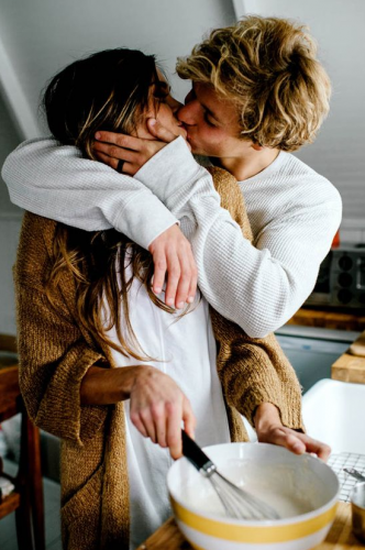 1.- TE ABRAZA DESPUÉS DEL ORGASMO