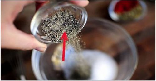 Si encuentras ESTO dentro de un paquete de pimienta molida, ¡tíralo de