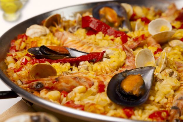 16.- paella