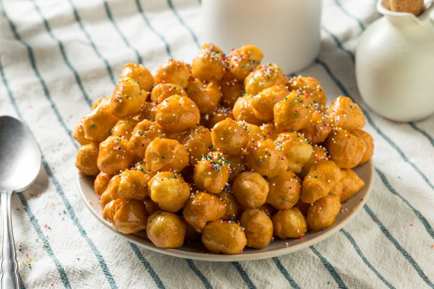 Struffoli o buñuelos italianos