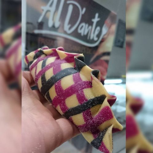 EMPANADAS DE COLORES