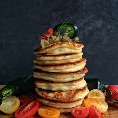 Panqueques de ricotta con parmesano y mermelada de jalapeños