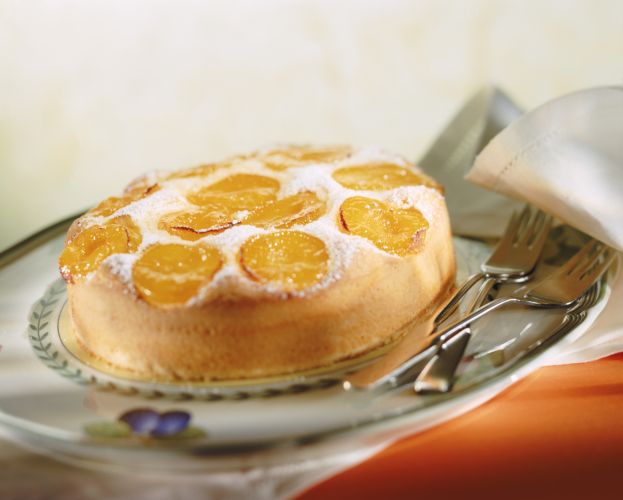 Pastel invertido de melocotón