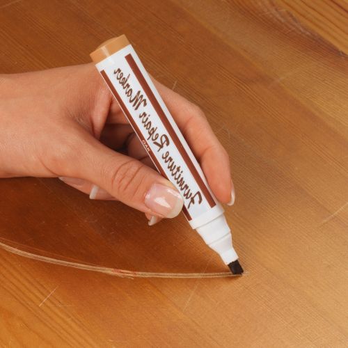 Trucos para dejar tus suelos de madera como nuevos, ¡adiós, arañazos!