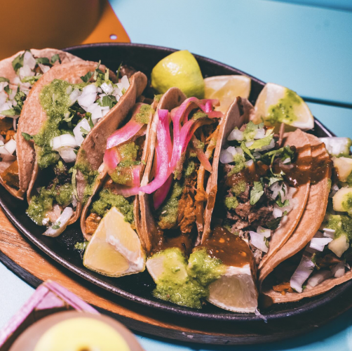 Taquería Los Güeros