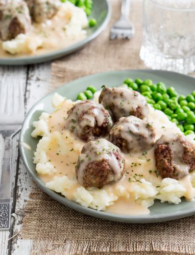 Super easy Swedish meatballs