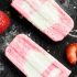 Paletas de yogur y fresa