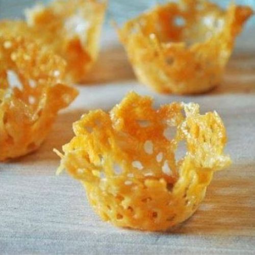 Cestitas de parmesano