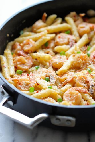 Pasta picante con gambas