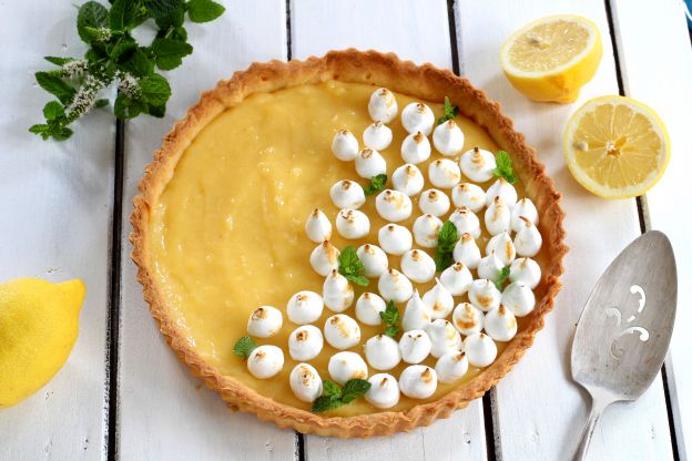 Tarta de limón merengada