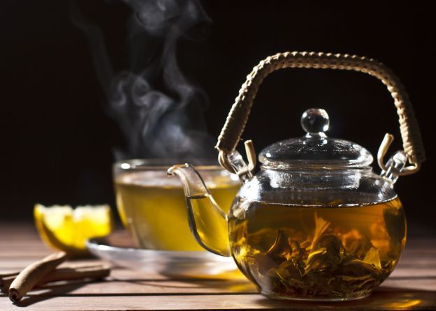 37. Toma bebidas calientes