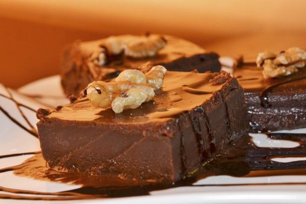 4. Brownie de chocolat y caramelo