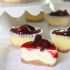 Mini cheesecakes de cereza