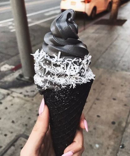 El helado negro