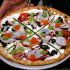 Pizza de caviar y langosta