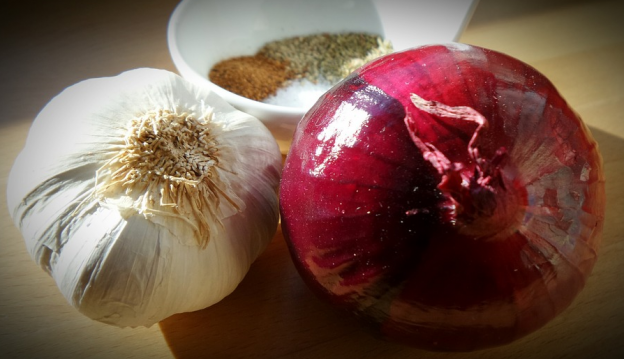 4.- AJO, CEBOLLA Y DEMÁS