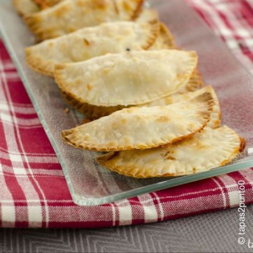 Empanadillas de salmón y gorgonzola