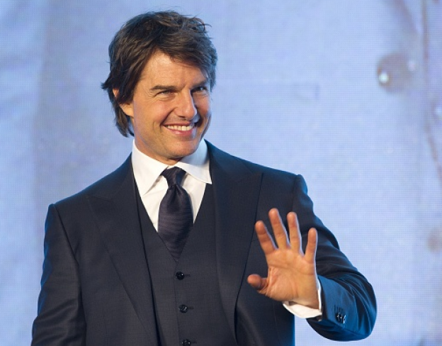 TOM CRUISE