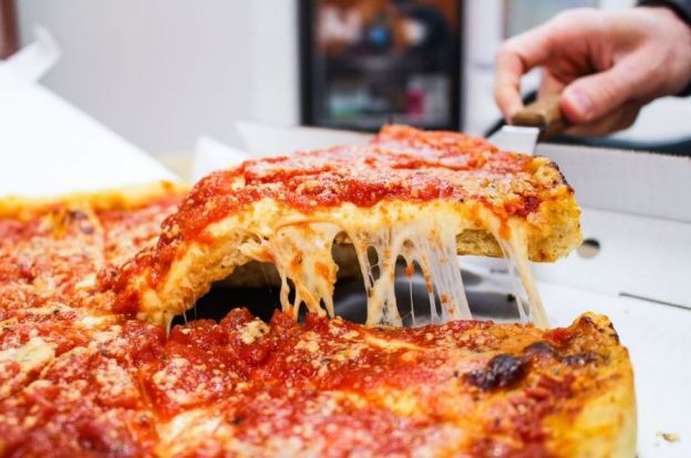 Deep Dish Pizza - Estados Unidos