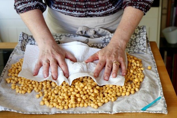 1. Ponemos los garbanzos a remojo