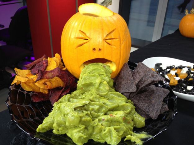 Calabaza que vomita guacamole