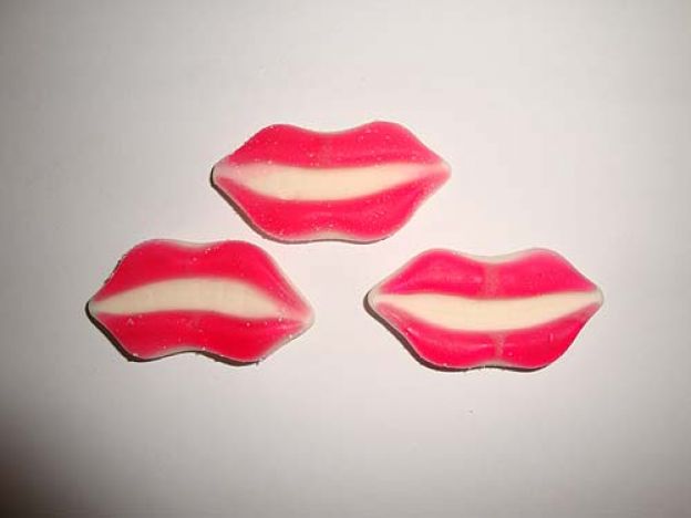 47. Labios de gominola