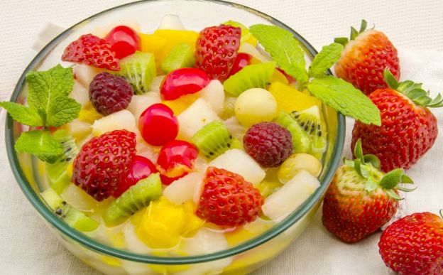Ensalada de frutas con yogur