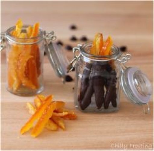 Cascaritas de naranja bañadas en chocolate