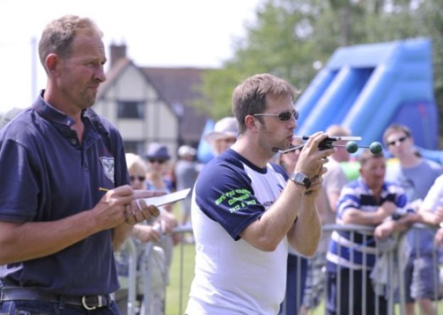 Campeonato Mundial de lanzamiento de guisantes en Wicham, reino Unido