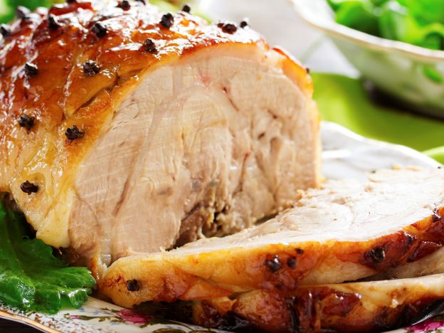 Perú: Pan con camote y chicharrón de cerdo