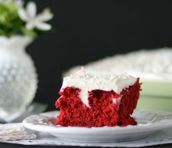 Poke cake de Red Velvet